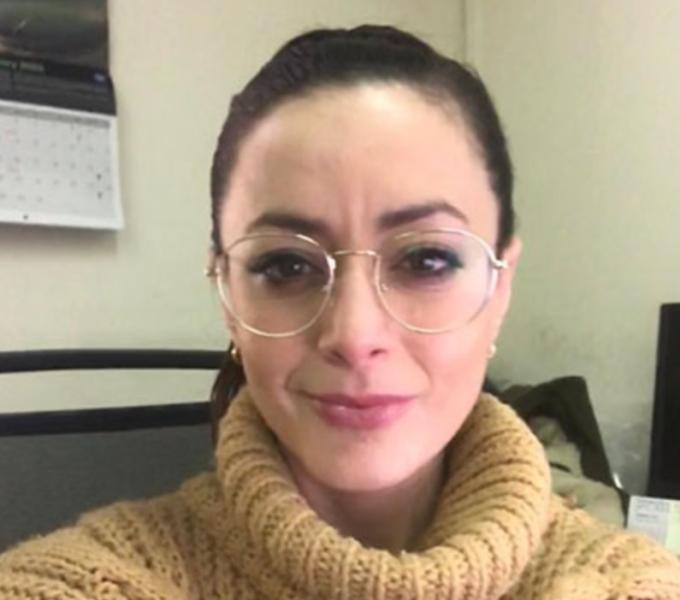 Image of a woman.